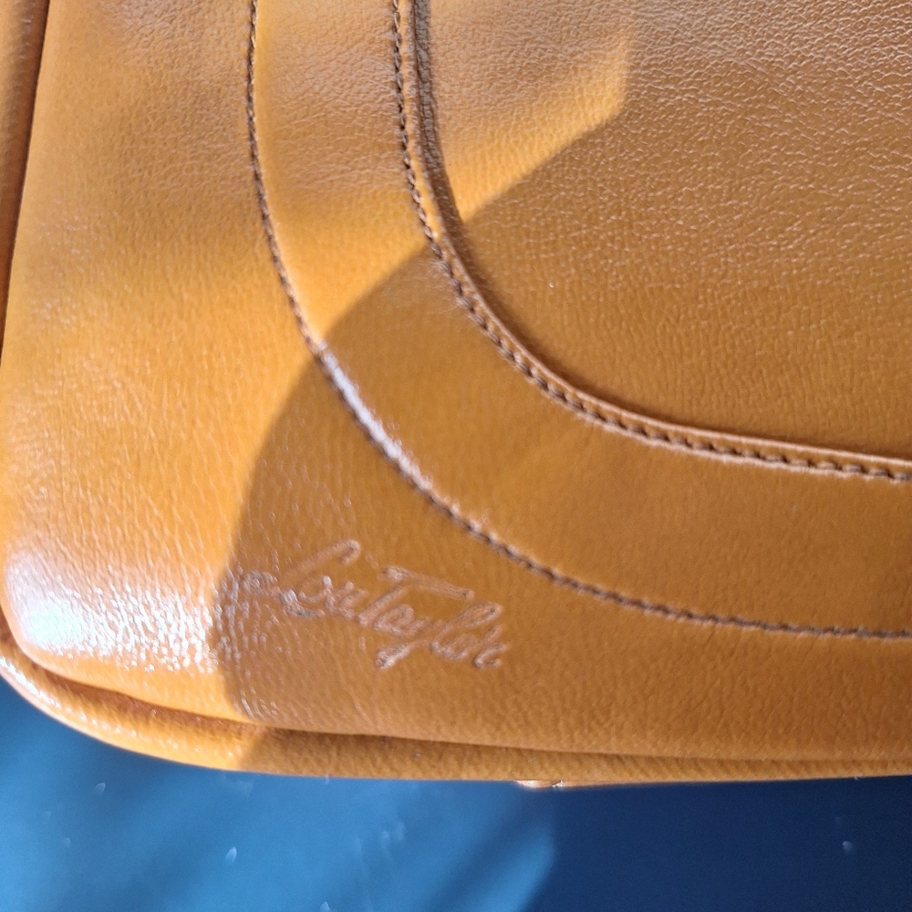Vintage Preowned Tan Possible Leather Women's Bag Made In Italy---Lou Taylor - Picture 9 of 12